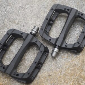 Pedales Plataforma HT PA03A